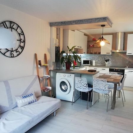 Maison Entre Lac Et Ocean Wifi Лаканау Екстериор снимка
